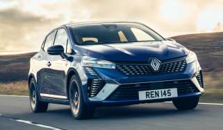 2026 Renault Clio - front 3/4