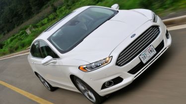 Ford Fusion 2.0 EcoBoost front action