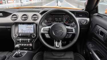 Ford Mustang - interior