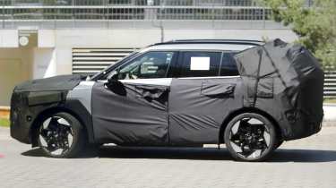 Hyundai Tucson - side profile
