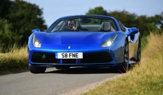 Ferrari 488 Spider - front action
