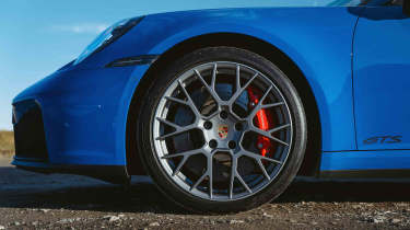 Porsche 911 - alloy wheel