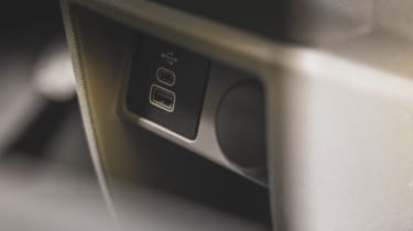 Ford Transit Custom USB-C and USB-A charging points