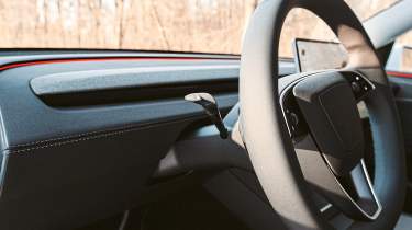 Tesla Model Y facelift - steering wheel