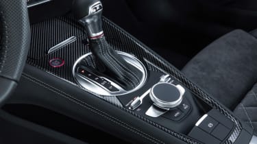 Audi TT S - gear lever