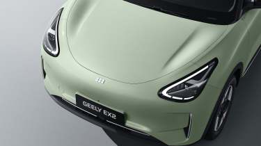 Geely EX2 - green lights