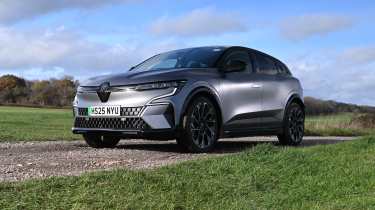 Renault Megane E-Tech - front static