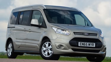 Ford Tourneo Connect 2016 - front quarter