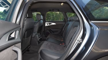 Audi A6 Avant - rear seats