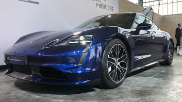 Porsche Taycan - reveal front static