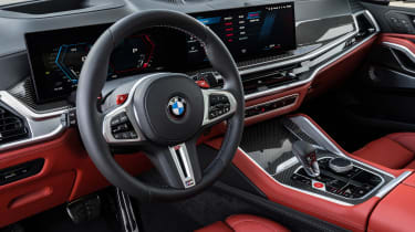 BMW X6 M - dash