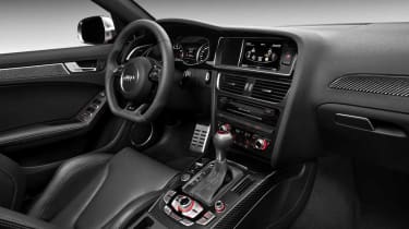 Audi RS4 Avant interior