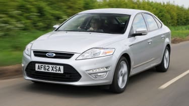 Ford Mondeo Graphite action