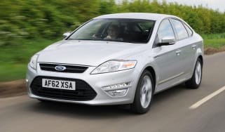 Ford Mondeo Graphite action