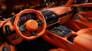 Aston Martin DBX707 - cabin