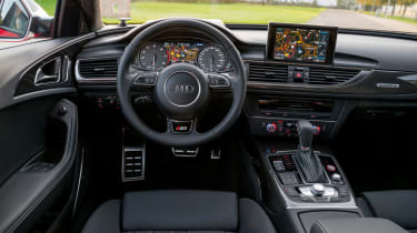 Audi S6 saloon 2014 dashboard