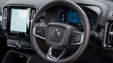 Volvo XC40 - dashboard