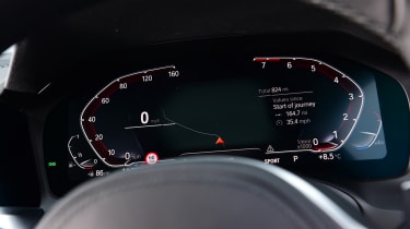 BMW 230i - dial screen