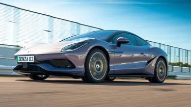 2027 Denza Z - dynamic front 3_4