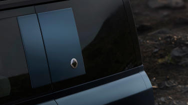 Land Rover Defender MY26 - detail