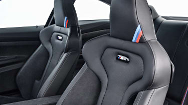 BMW M4 CS - seats