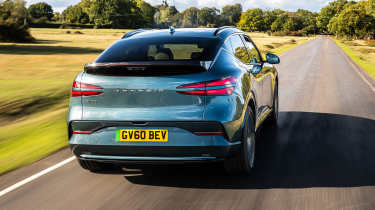 Genesis GV60 Pure - rear tracking