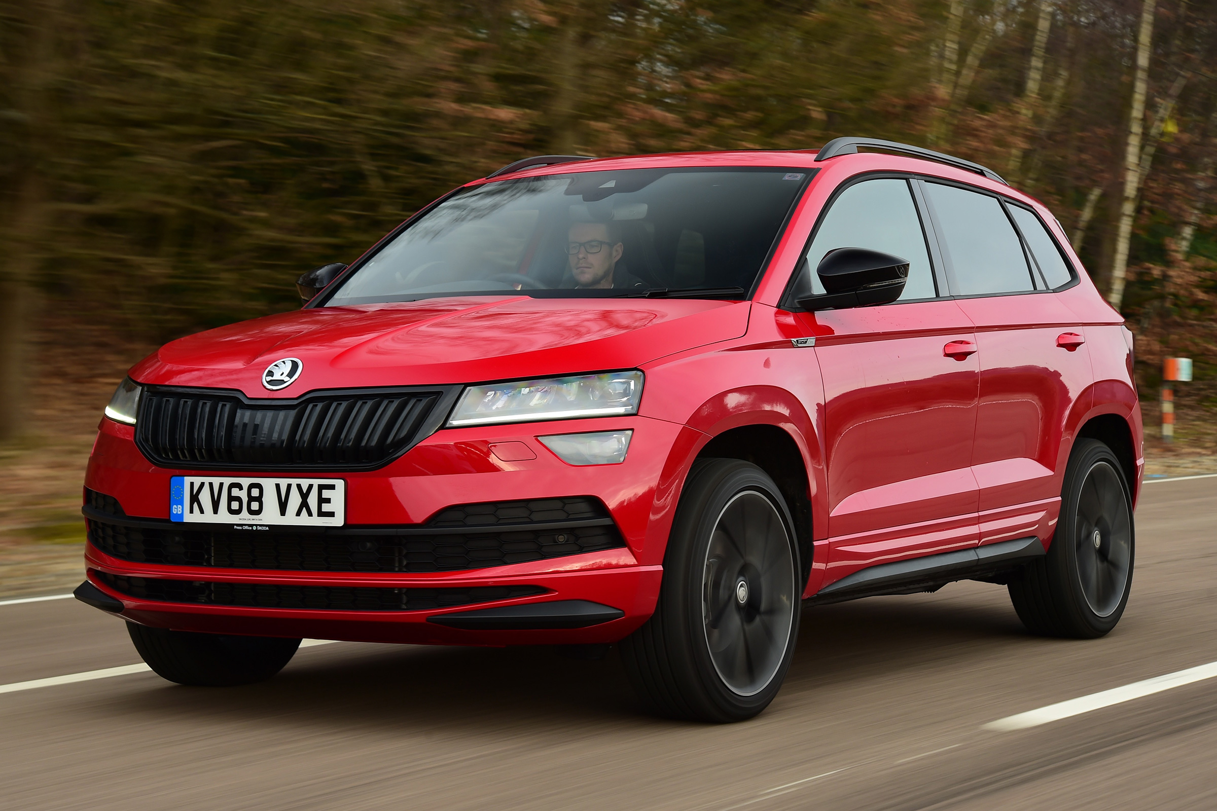 new-skoda-karoq-sportline-2019-review-auto-express