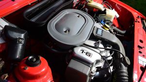 Ford Escort XR3 - engine