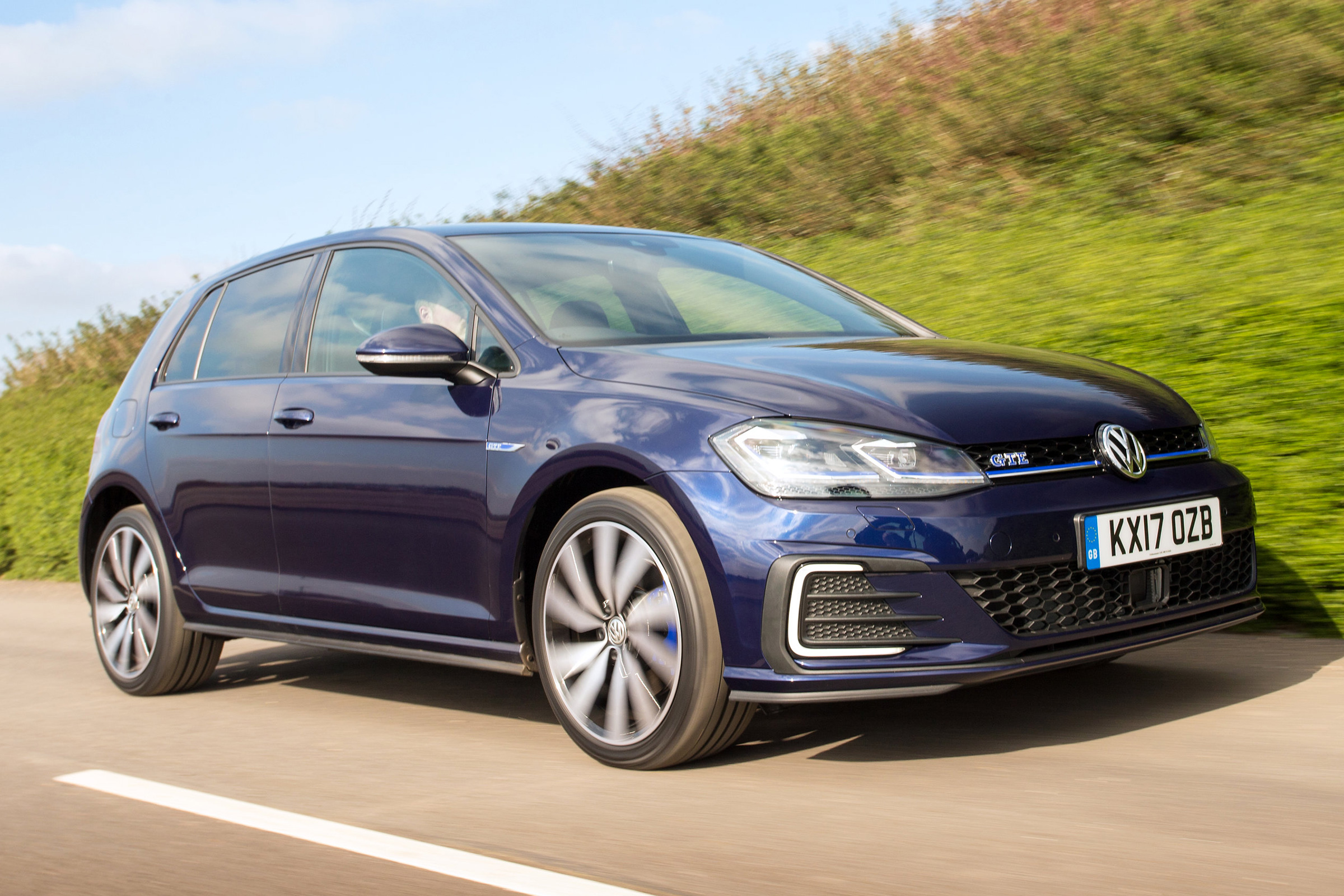 New Volkswagen Golf GTE priced over £3k less than the old one Auto