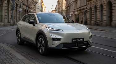 Changan Deepal S05 PHEV - front tracking
