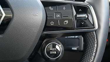 Renault Scenic - steering wheel controls