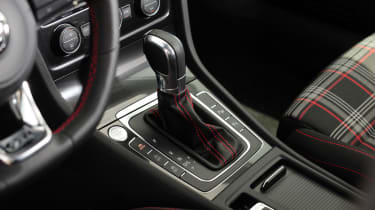 Volkswagen Golf GTI gearshift