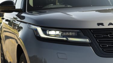 Range Rover Velar - headlights