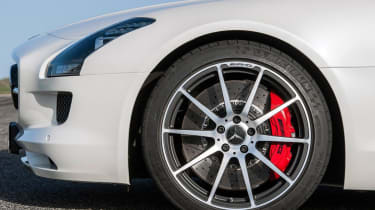 Mercedes SLS AMG GT wheel