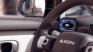 GAC Aion UT - steering wheel and trim