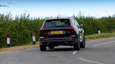 Volvo XC60 - rear cornering