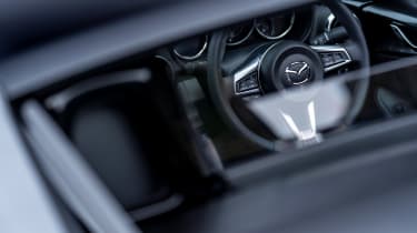 Mazda MX-5 2020 - steering