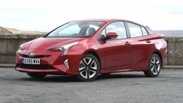 Toyota Prius - front static