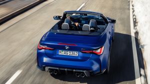 BMW M4 Competition Convertible - rear tracking