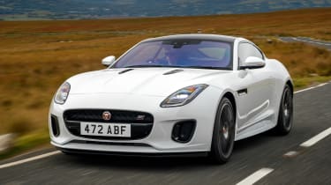 Jaguar F-Type Chequered Flag - front