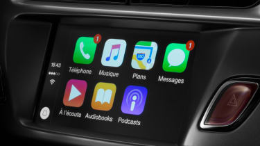 DS 3 hatchback and Cabrio - Apple Carplay