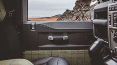 Land Rover Defender Works V8 Islay Edition - interior