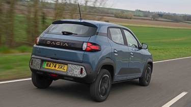 Dacia Spring - rear tracking