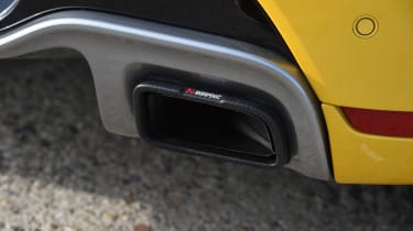 Renault Clio RS 220 Trophy - exhaust