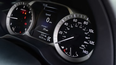 Nissan Navara long-term - dials