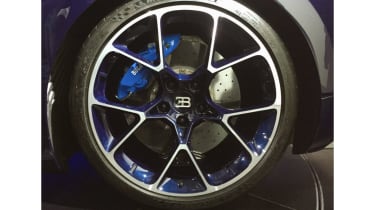 Bugatti Chiron - tyre