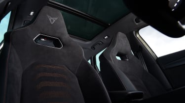 Cupra Formentor VZN - front seats