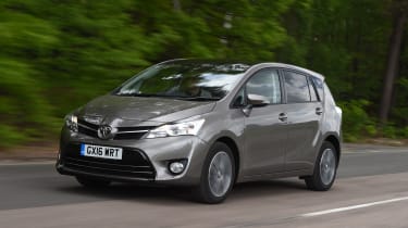 Toyota Verso 2016 - Front Tracking