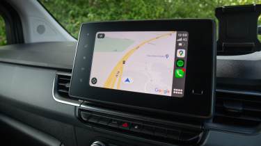Nissan Townstar EV - infotainment screen
