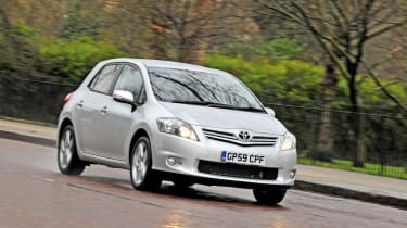 Toyota Auris 1 6 Sr Auto Express